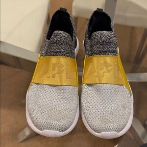 APL TechLoom Bliss Black and Yellow Sneakers